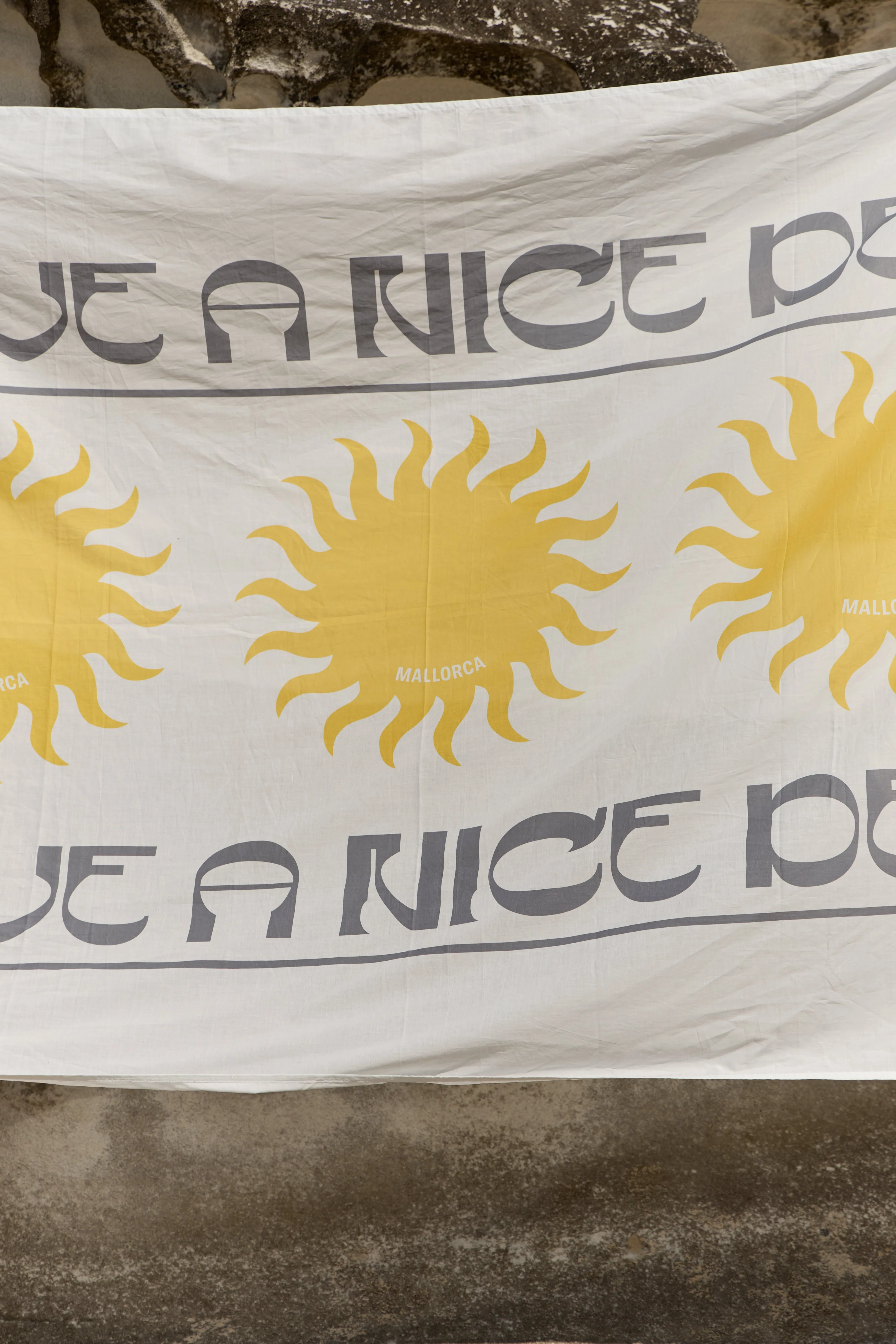 'Have a Nice Deia' Sarong