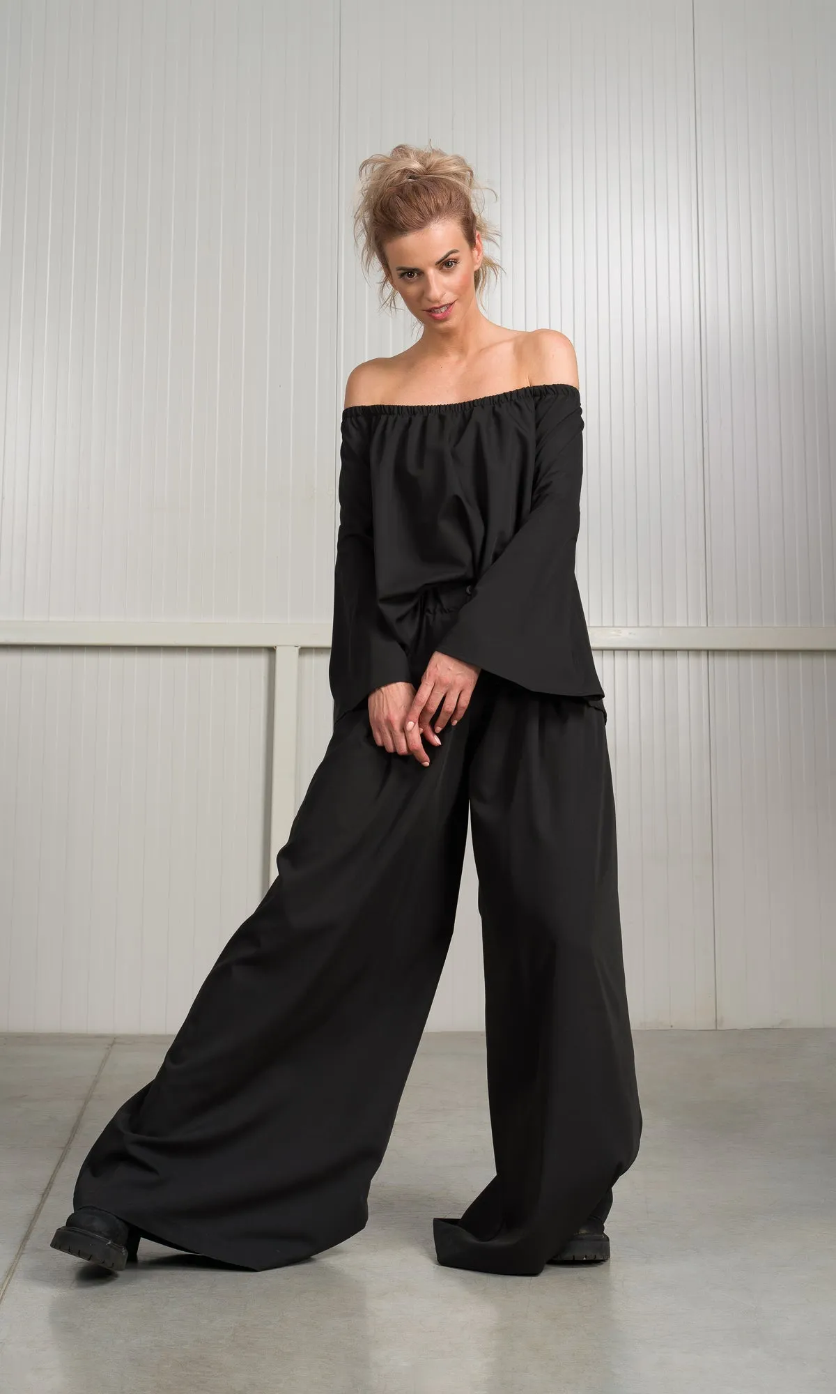 Two-piece Set of Off-Shoulder Blouse and Skirt Pants